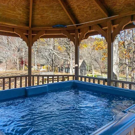 Love Ridge Mountain Lodging Lyndhurst Extérieur photo