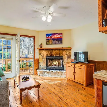 Love Ridge Mountain Lodging Lyndhurst Extérieur photo