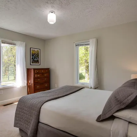 Love Ridge Mountain Lodging Lyndhurst Extérieur photo