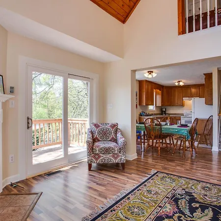 Love Ridge Mountain Lodging Lyndhurst Extérieur photo