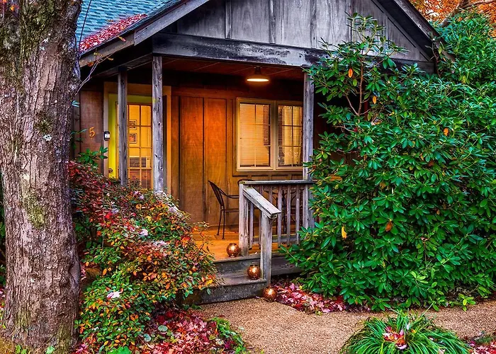 Love Ridge Mountain Lodging